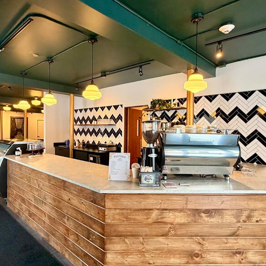 Kanapé Café - Espace culturel Restaurant