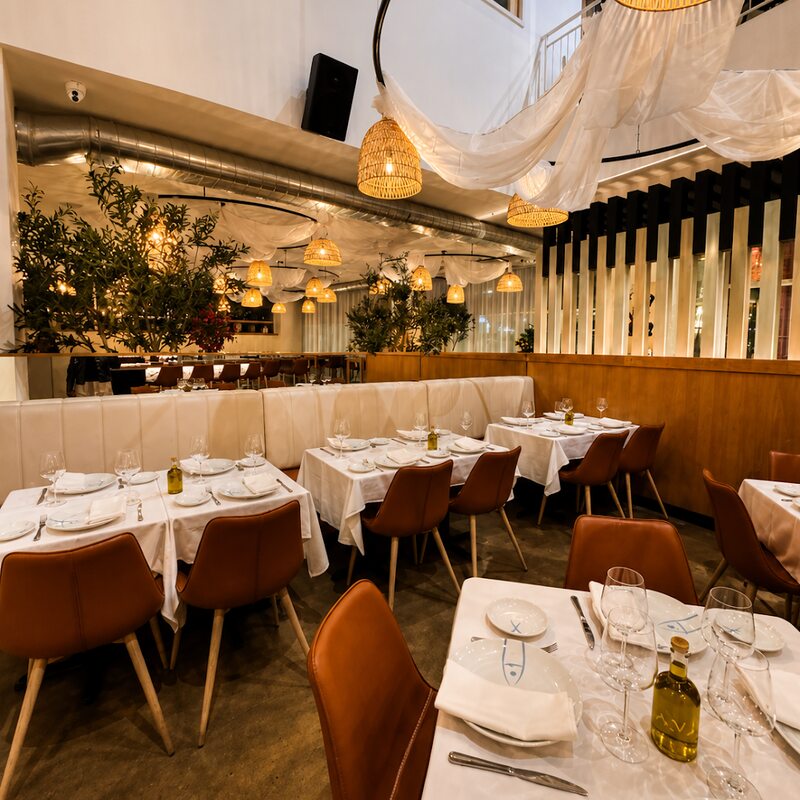 AVLI Estiatorio - Takeout Available Restaurants in Marché Central