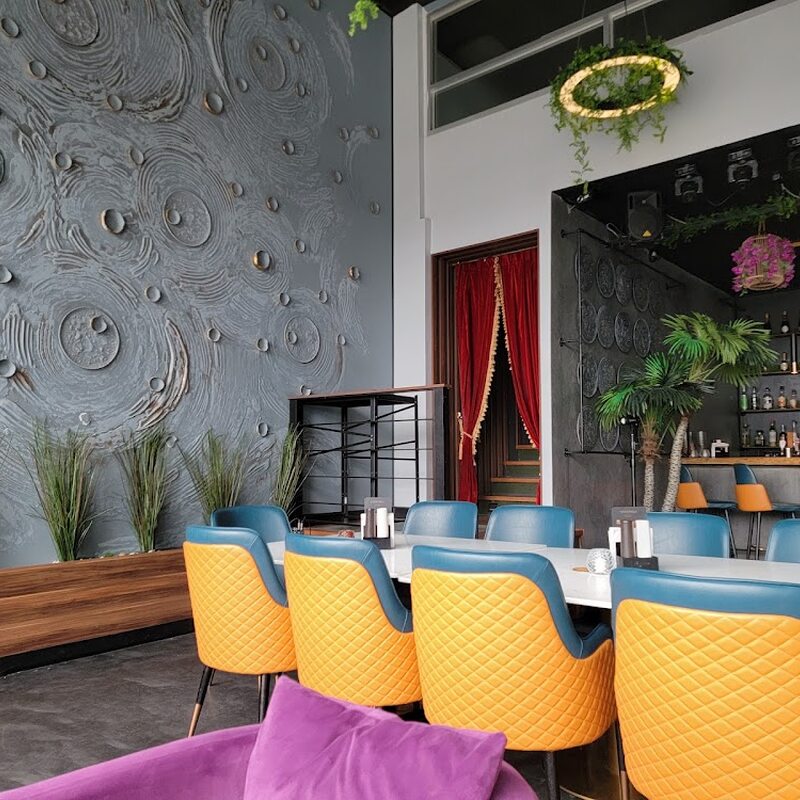 10 Assiettes - Restaurants Lounge, Brunch, Livraison de Montréal