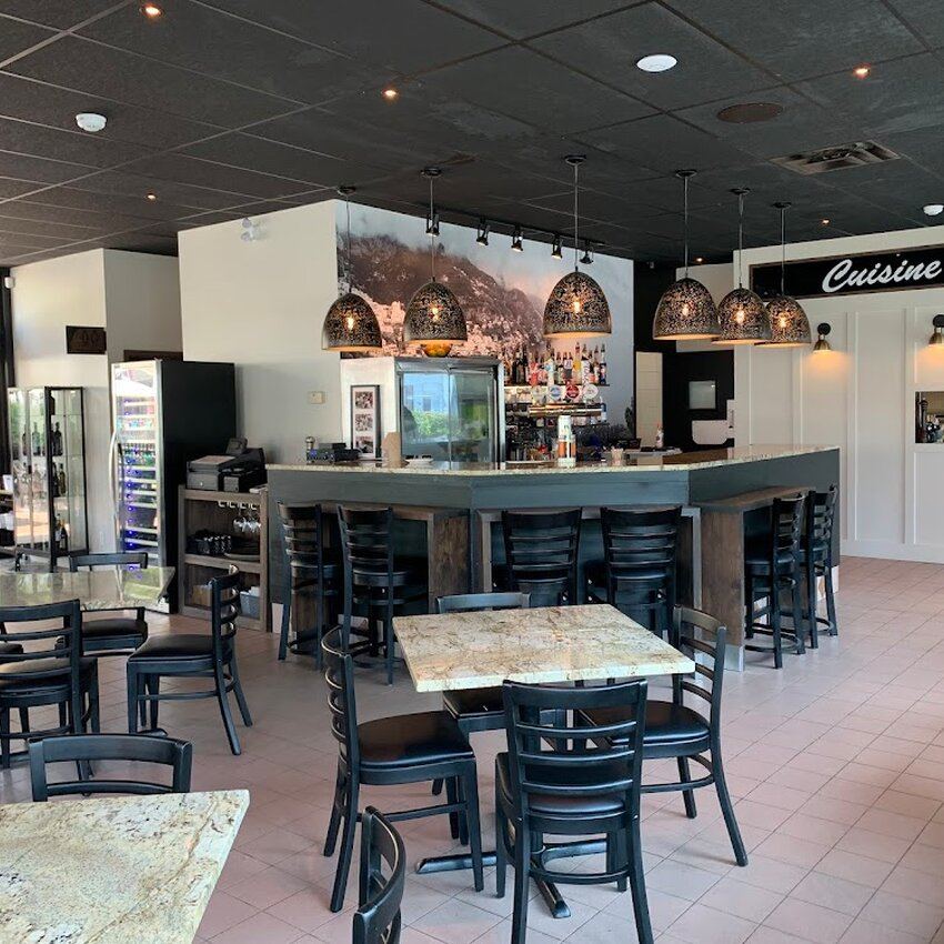 Crabtree Pizzéria - Restaurants près de: J6E3E1