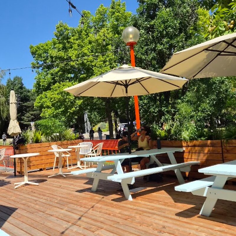 La Buvette des Floralies - Restaurants in Montreal