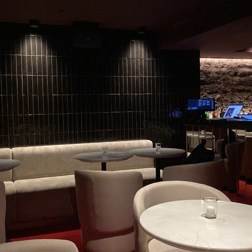 Marilyn's - Restaurants Near: H3G2A9