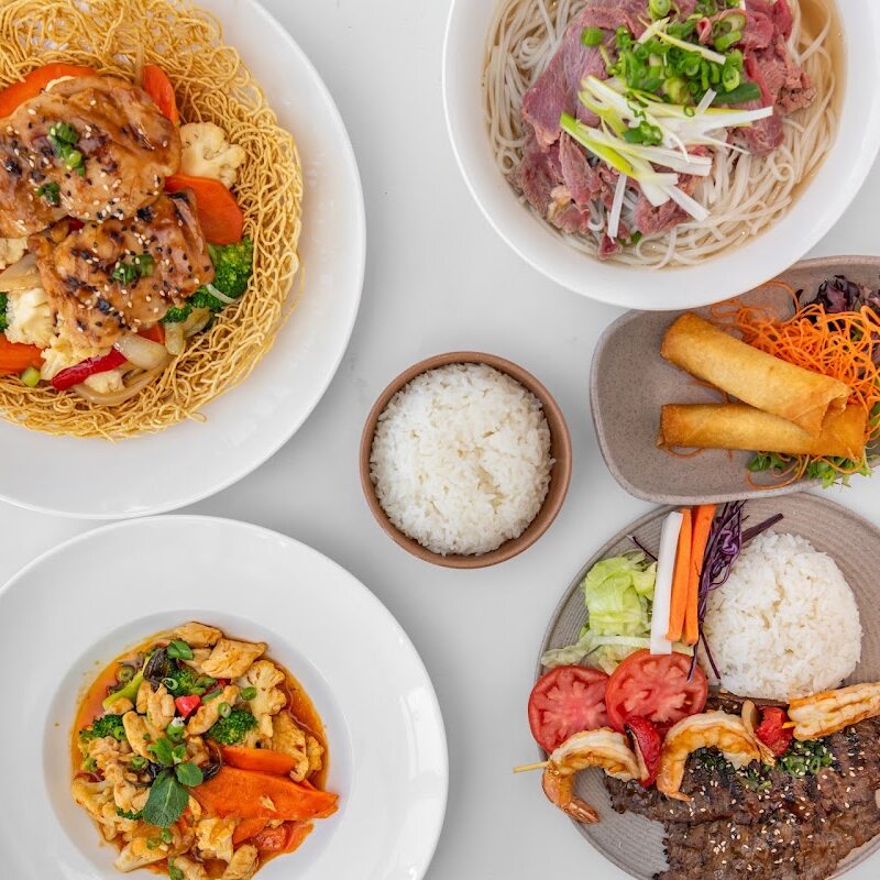 May Comptoir Vietnamien Restaurant - Restaurants in Montreal