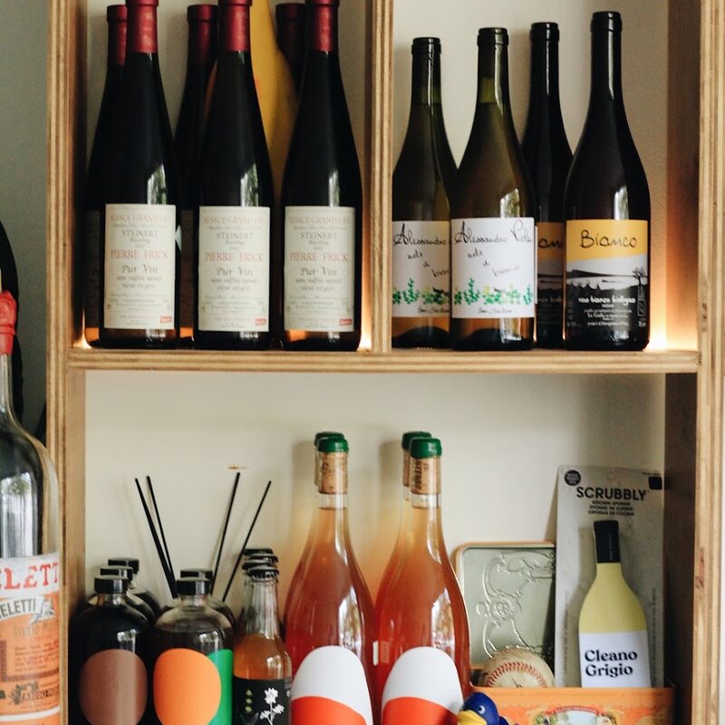 Maison 33 - Cocktails & Tapas - Resto-Bars in Montreal