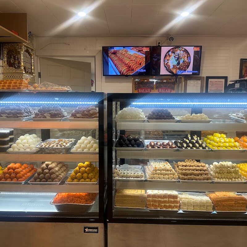 Balaji Sweets - Restaurants de Montr&eacute;al
