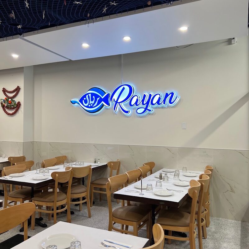 Poissonnerie & Restaurant Rayan - Mussels in Montreal
