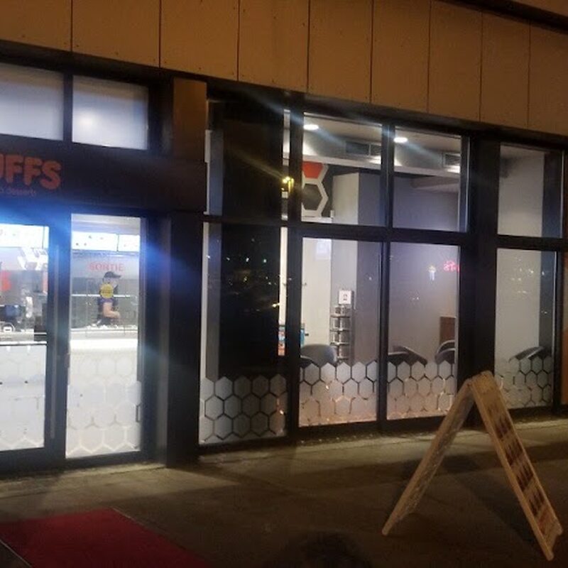 Mr. Puffs - Restaurants in Montreal