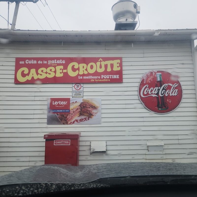 Au coin de la patate - Breakfast, Poutine, Burgers Restaurants in Repentigny