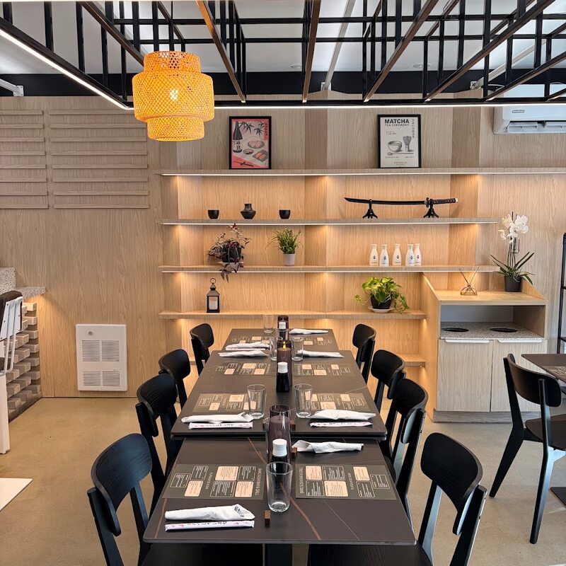Barg Sushi Bar & Grill - Restaurants in Montreal