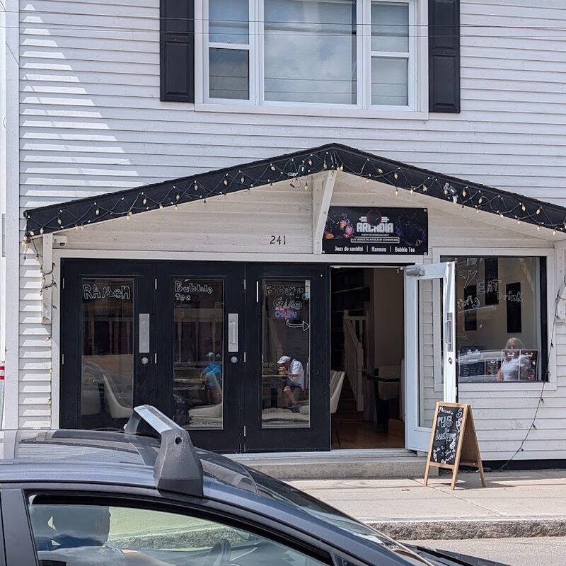 Arcadia, Restaurant et jeux - Restaurants in Saint-Sauveur