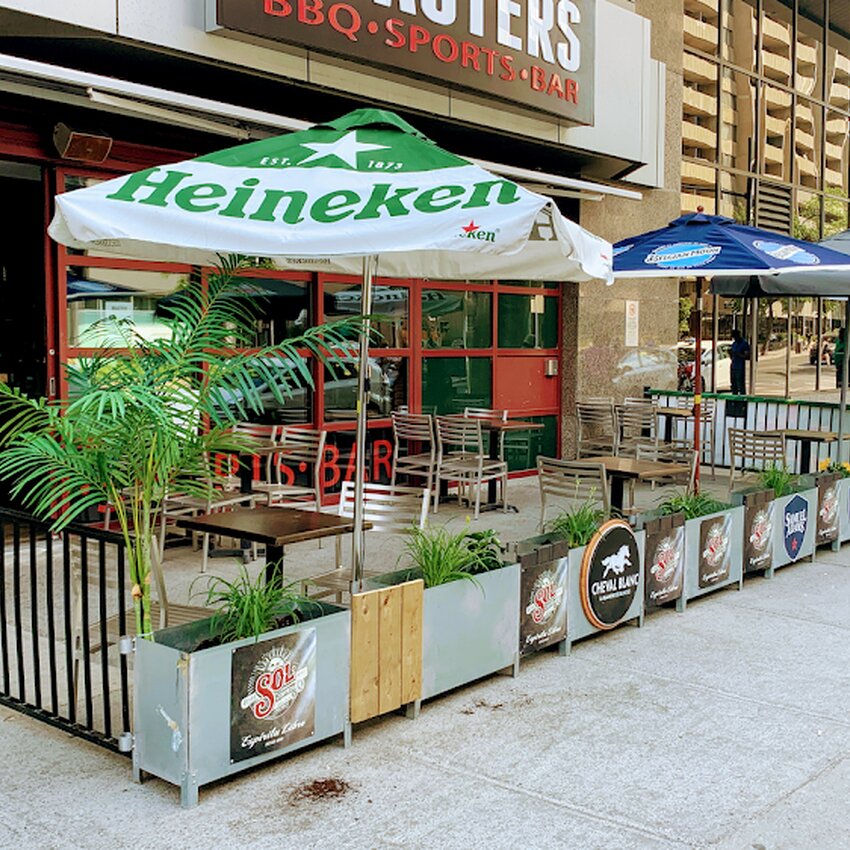 Roasters - Burgers Restaurants Near: H4E4A1