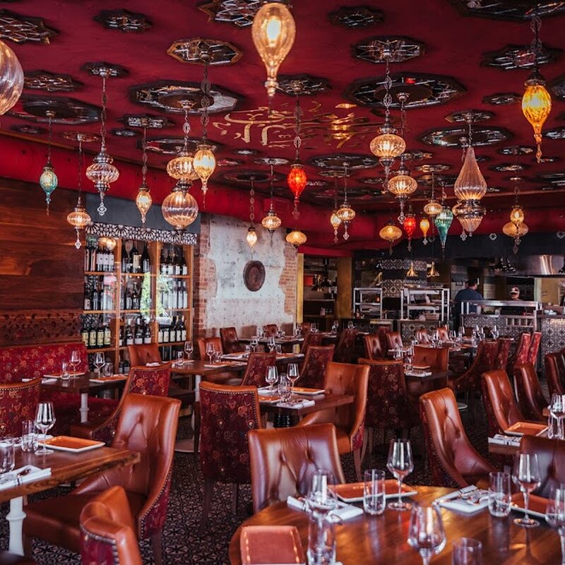 Damas - Restaurants Commande en ligne d'Outremont