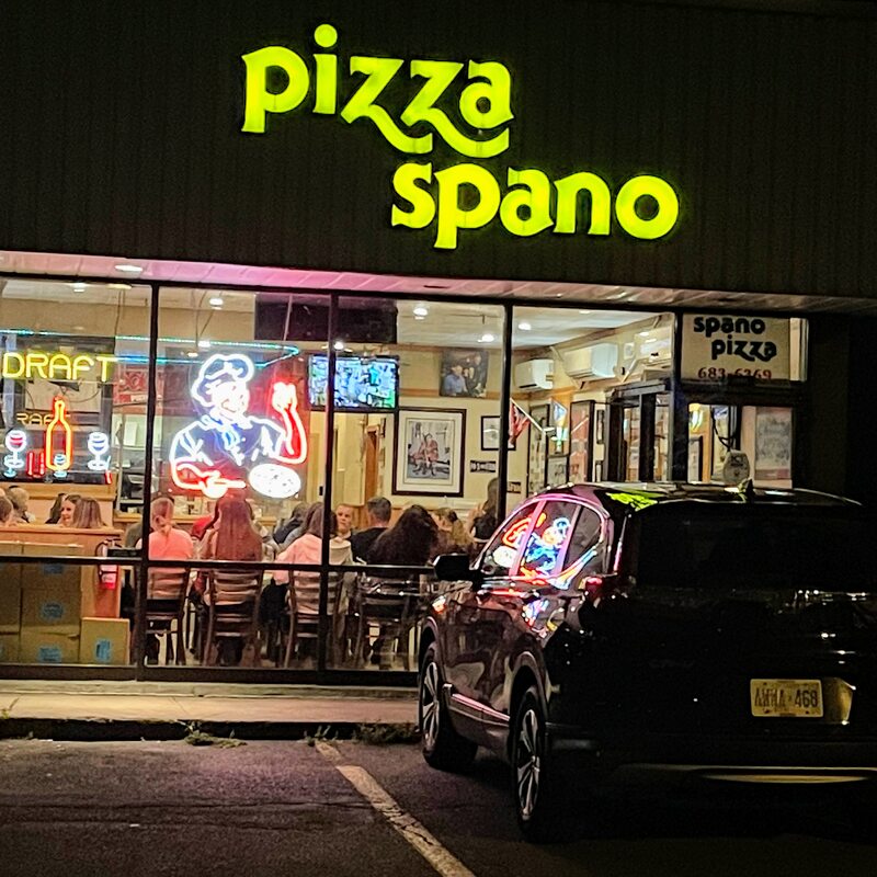 Pizza Spanos - Brunch Restaurants in Dollard-des-Ormeaux