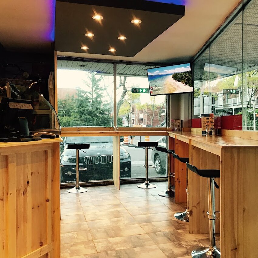 Pendeli's Pizza -  Restaurants Near: H4M2L4