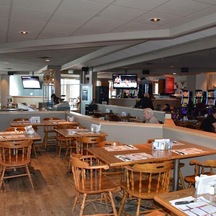 Hymus Bar - Restaurants Near: H9B2R8