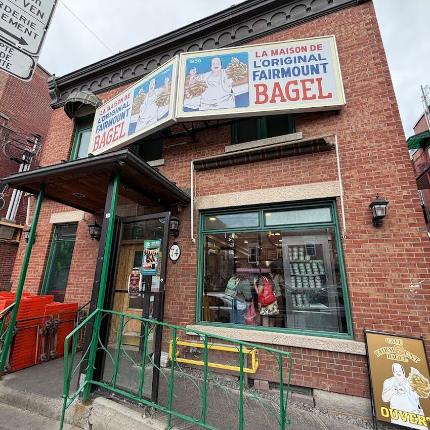 Fairmount Bagel Bakery - Restaurants près de: H2V4E8