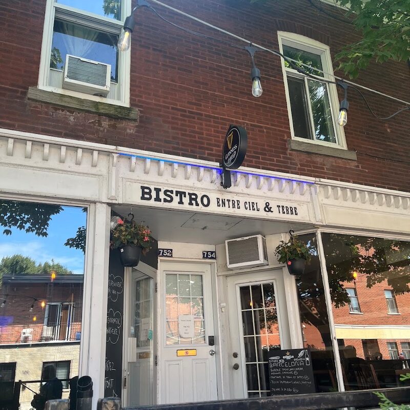 Bistro Entre Ciel et Terre - French, Breakfast Restaurants in Montreal