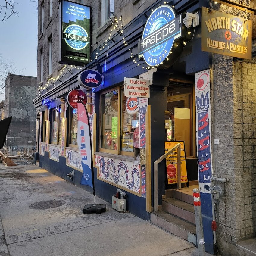 Le Saint Laurent Frappé - Restaurants à Mile-End, Le Plateau-Mont-Royal