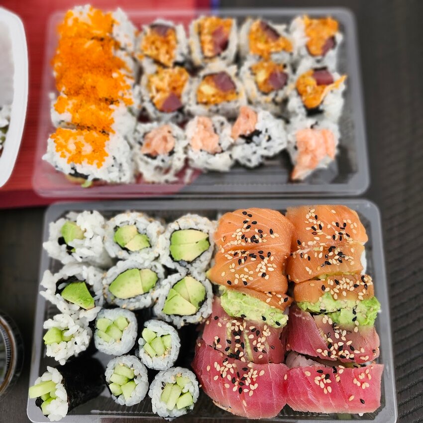 T & M Sushi Bar - Restaurants pr&egrave;s de: H4Y0A2