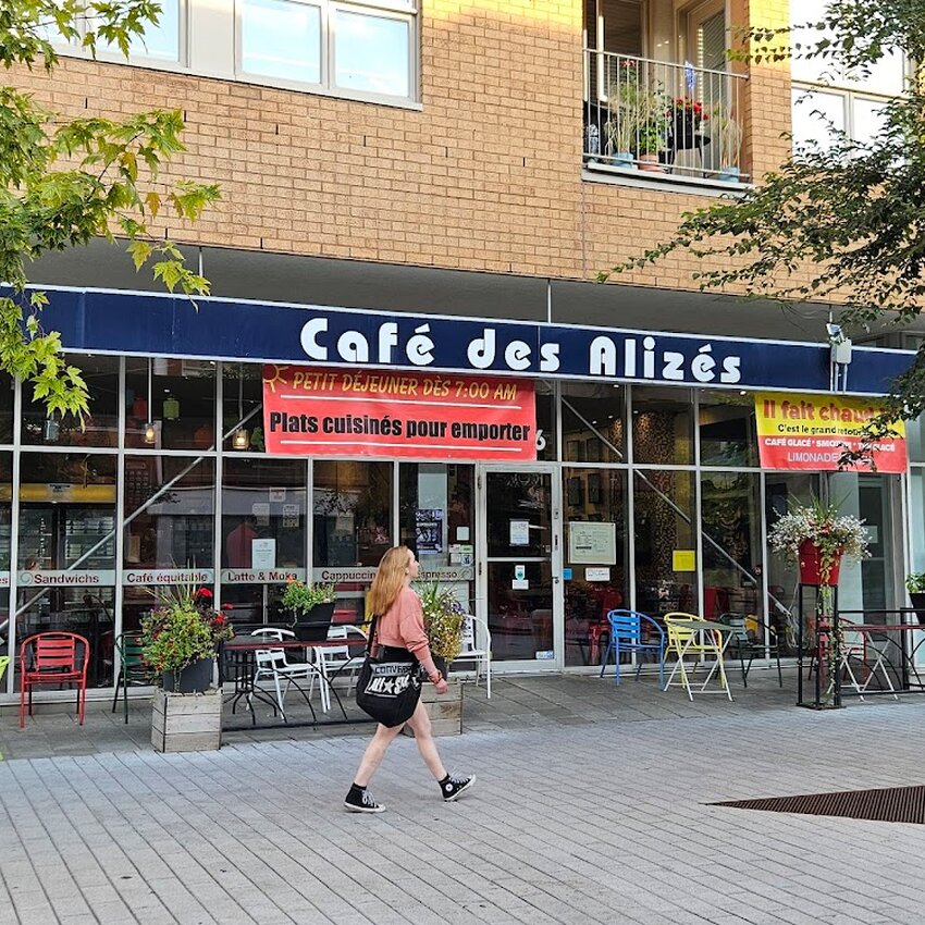 Caf&eacute; Des Aliz&eacute;s -  Restaurants Near: H1V1X7
