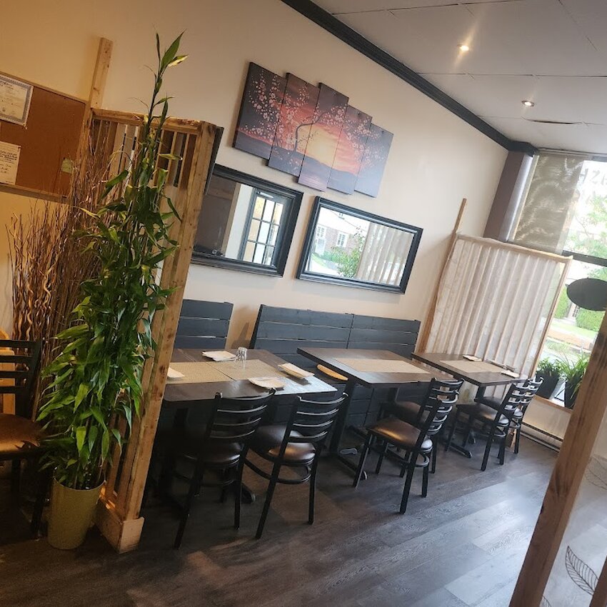 Sushi Kayakku - Restaurants pr&egrave;s de: H7L1K4