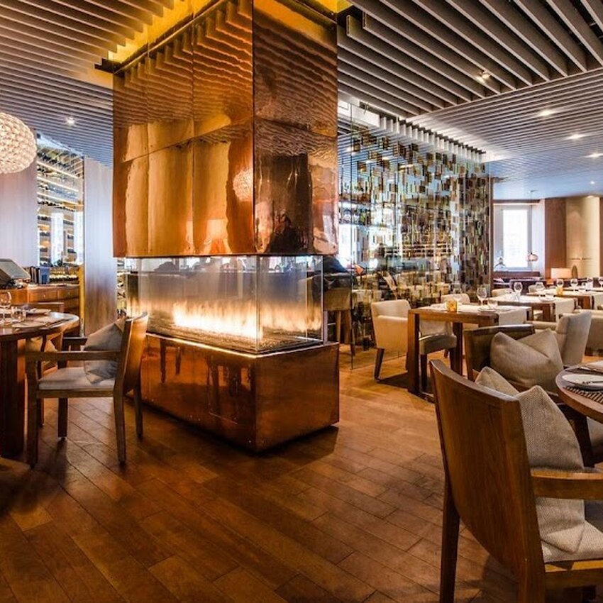 Maison Boulud - Restaurants in Montreal