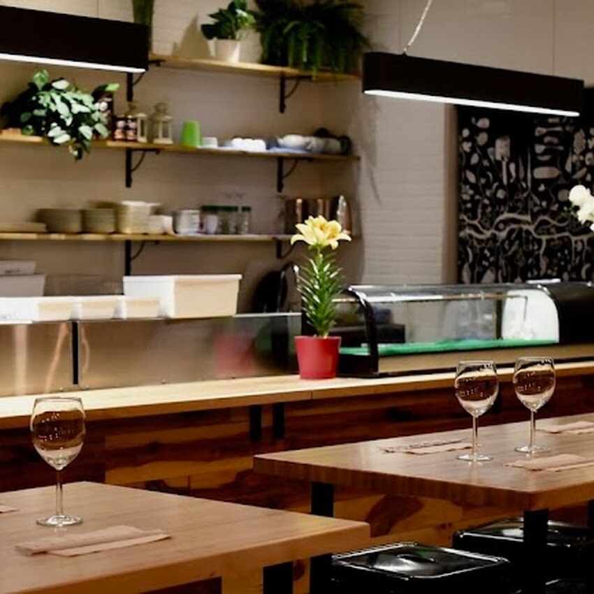 Tora Sushi - Restaurants Japonais pr&egrave;s de: H2V4E8