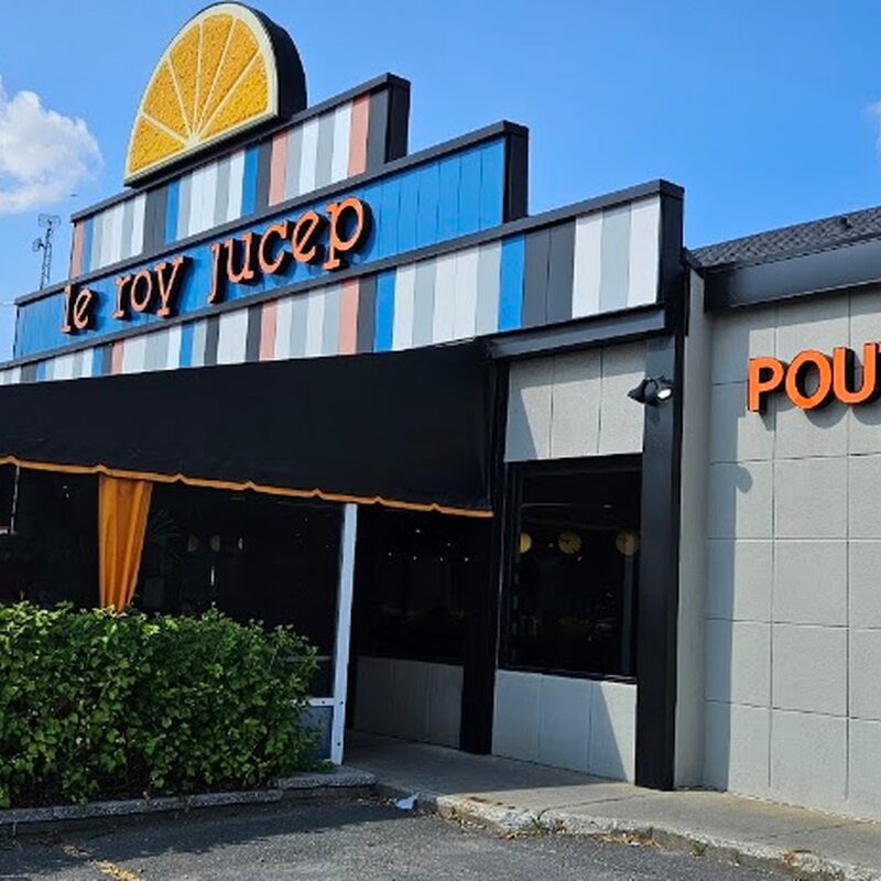 Le Roy Jucep - Breakfast, Poutine, Caf&eacute;s Restaurants in Montreal