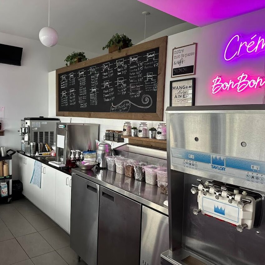 Circuit 341 -  Restaurants Near: J5X4A6