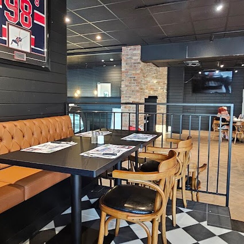 Brasserie 341 -  Restaurants Near: J5X4A6