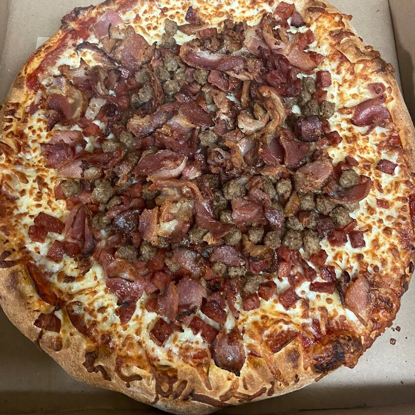 Bona Pizza - Parking Available Restaurants in Berthierville