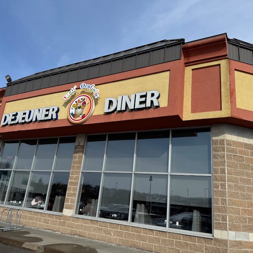 Fruit Oeufolie - Restaurants Brunch pr&egrave;s de: J6W4M4