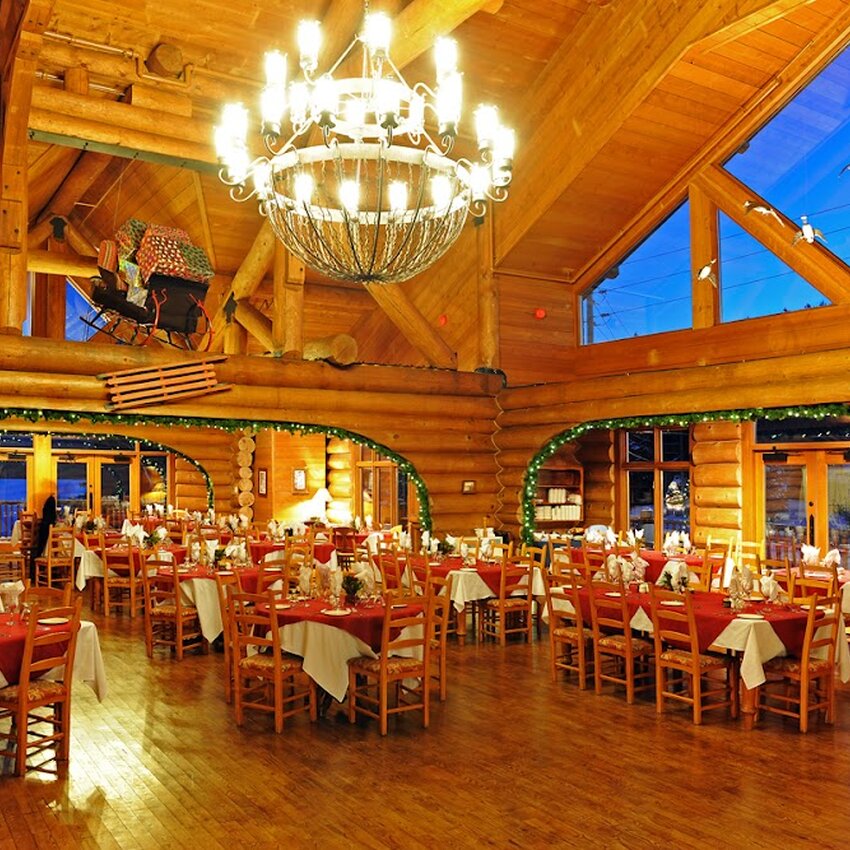 Chez Borivage & Whisky Bar Restaurant