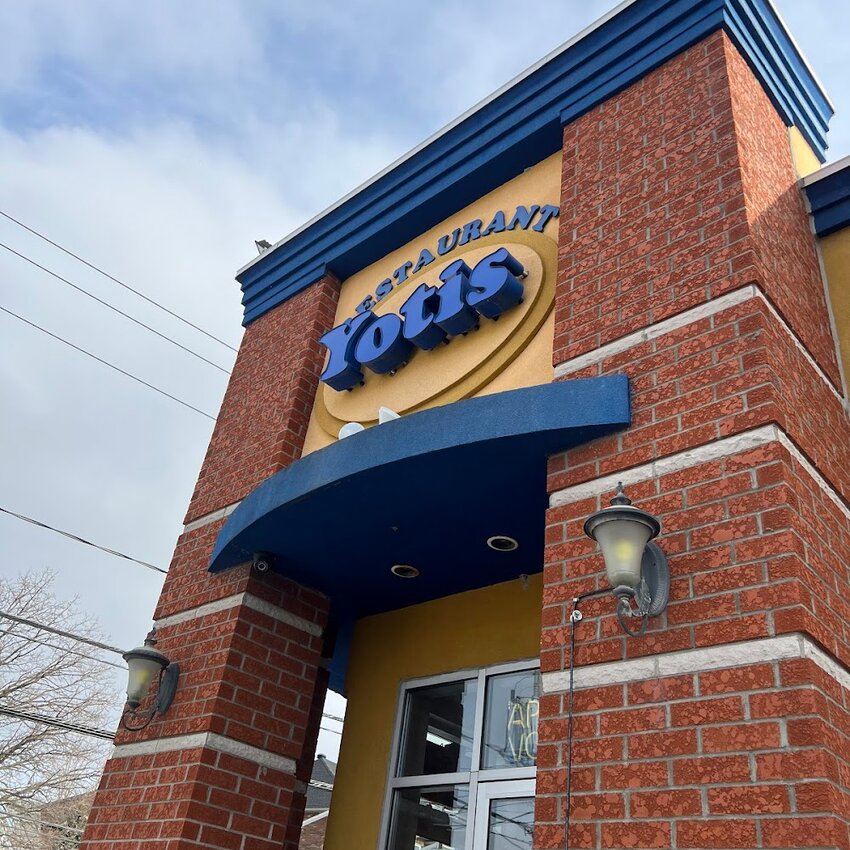 Yotis - Longueuil Pasta Restaurants