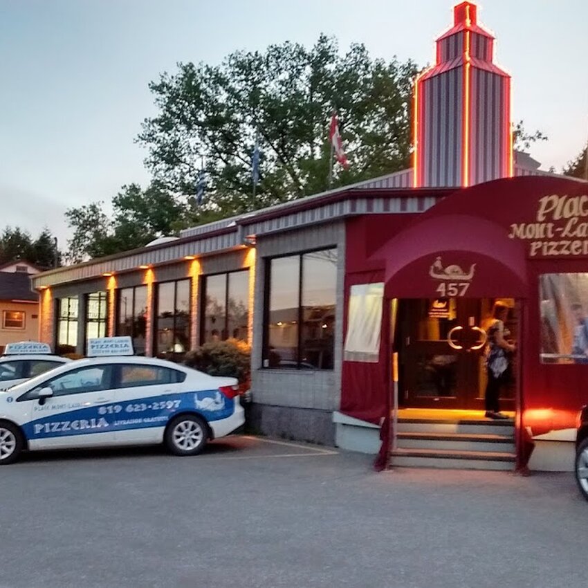 Place Pizzéria Mont-Laurier - Restaurants à Mont-Laurier