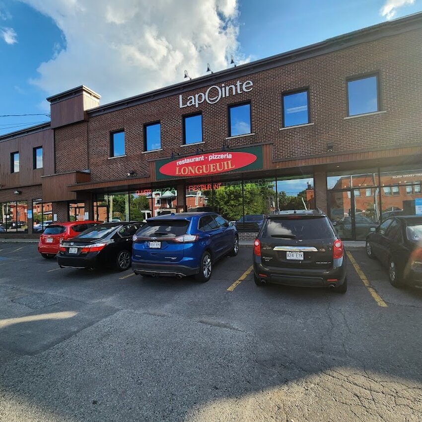 Longueuil Pizzeria - Restaurants Entr&eacute;e accessible aux fauteuils roulants Vieux Longueuil