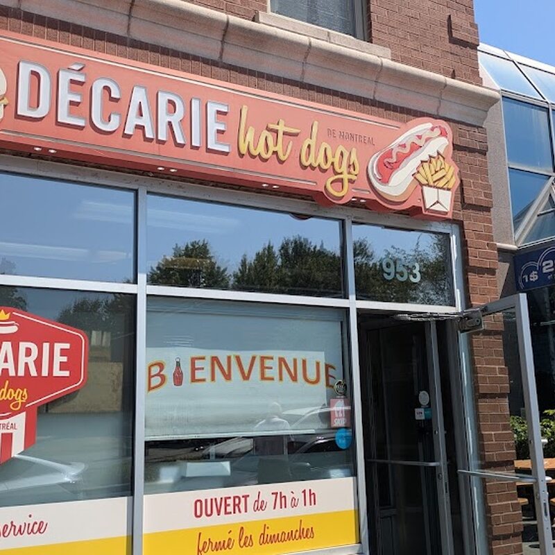 Décarie Hot Dog - Restaurants de Montréal