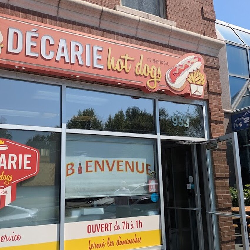 D&eacute;carie Hot Dog -  Restaurants Near: H4L3M6