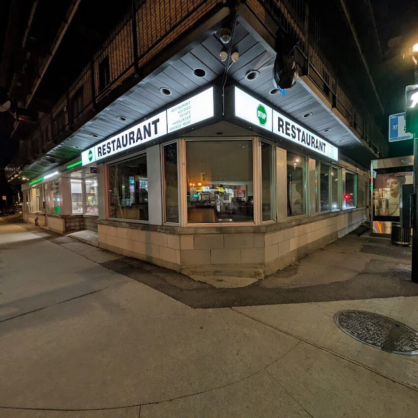 Green Stop - Brunch Restaurants Near: H4G1C6