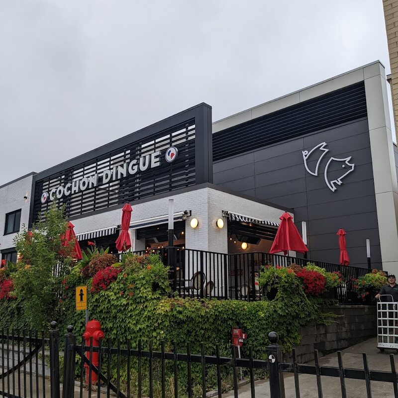 Le Cochon Dingue - Restaurants Barbecue-BBQs, Grillades, Burgers, Rôtisseries, Salades de Québec