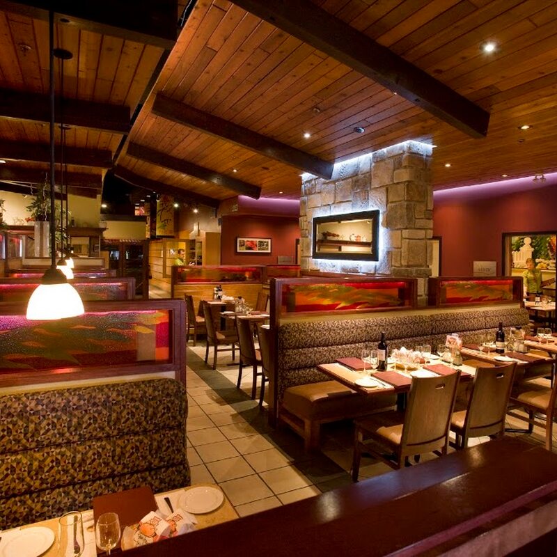 Brasserie Le Grand Bourg - Grill, Italian, Pizza, Salads, Pasta Restaurants in Quebec