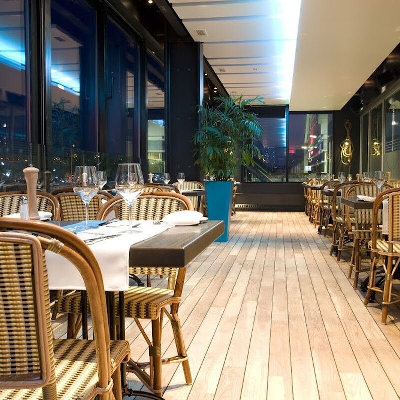 Caf&eacute; du Monde - Grill, Portuguese, Seafood/Fish, Tapas Restaurants in Quebec