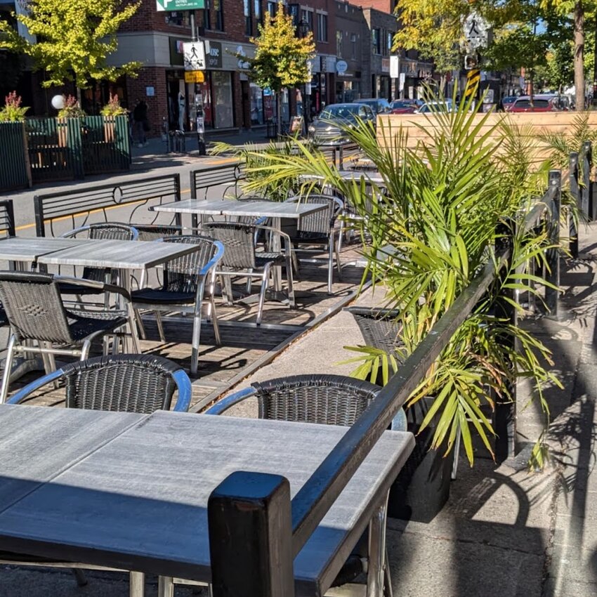 Benelux Brasserie Artisanale - Restaurants pr&egrave;s de: H4G1M3