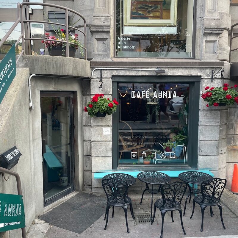 Cafe Aunja - Tea, Ramen Restaurants in Montreal