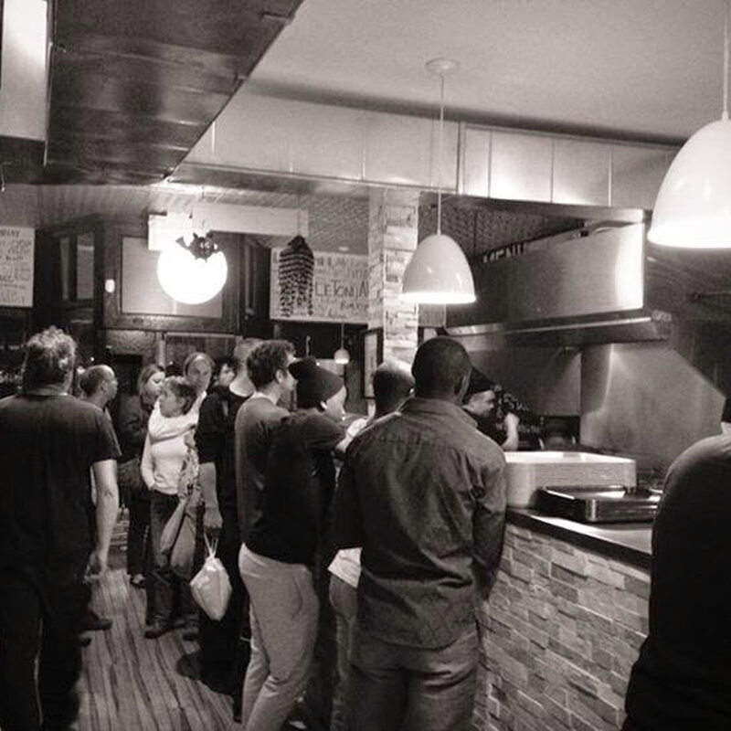 Ma Poule Mouillée - Grill, Poutine Restaurants in Montreal