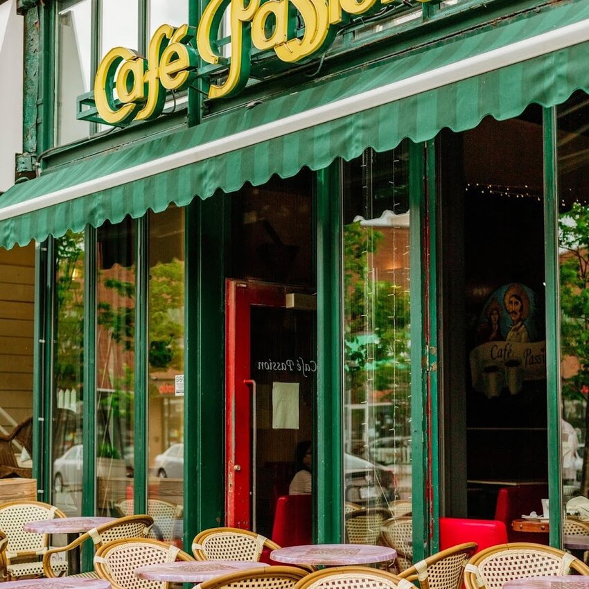 Caf&eacute; Passion - Restaurants pr&egrave;s de: J4P1Z6