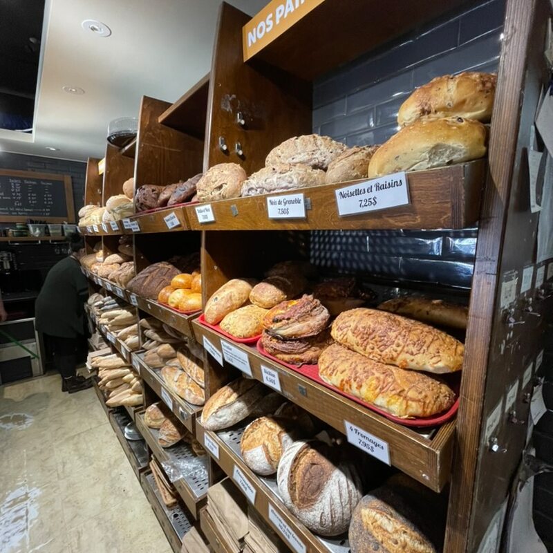 La Boîte à Pain / Café Napoli - Grill, Italian, Pizza, Salads, Pasta Restaurants in Quebec