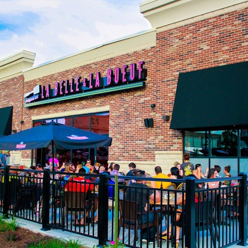 La Belle & La Boeuf - Burger Bar -  Restaurants Near: J7E2Y1