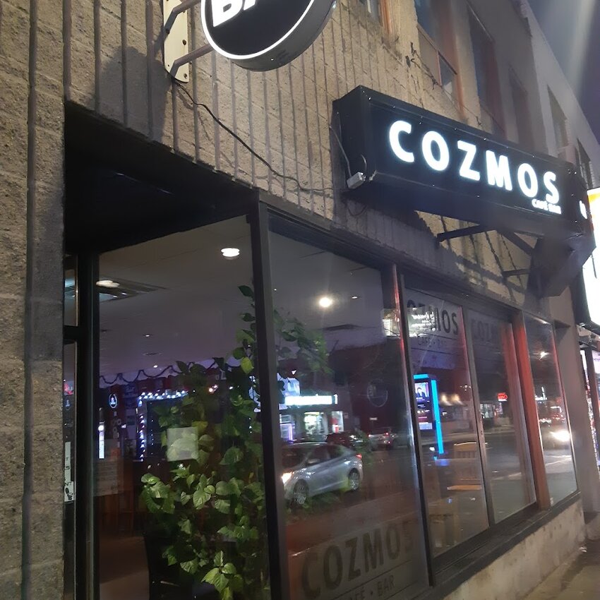 Nouveau Caf&eacute; Cozmos Inc. - Bubble Tea, Caf&eacute;s Restaurants Near: H2V4E7