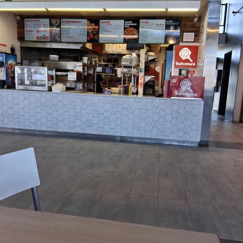 Pizza Salvator&eacute; - Pizza, Moroccan Restaurants in Quebec